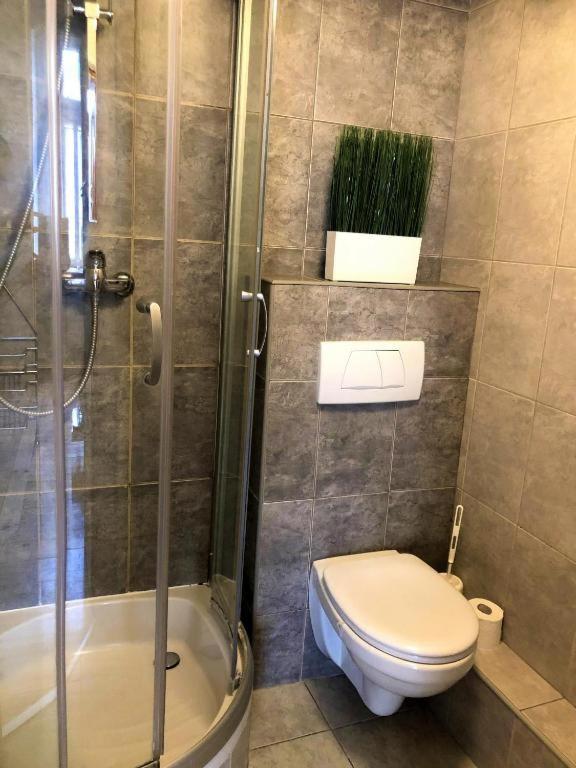 Wilcza 54 Prywatne Mieszkanie Z Balkonem W Centrum 400M Od Dworca Centralnego Samodzielne Zameldowanie! Self Check-In System! Варшава Екстер'єр фото